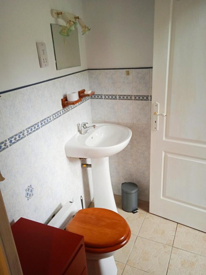 Charmante Maisonnette Proximite Cite Medievale Et Bords De Rance 迪南 外观 照片